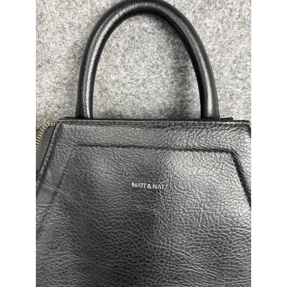 Matt & Nat Backpack Womens Black Faux Leather Large Vegan Zip Convertible‎ Bag